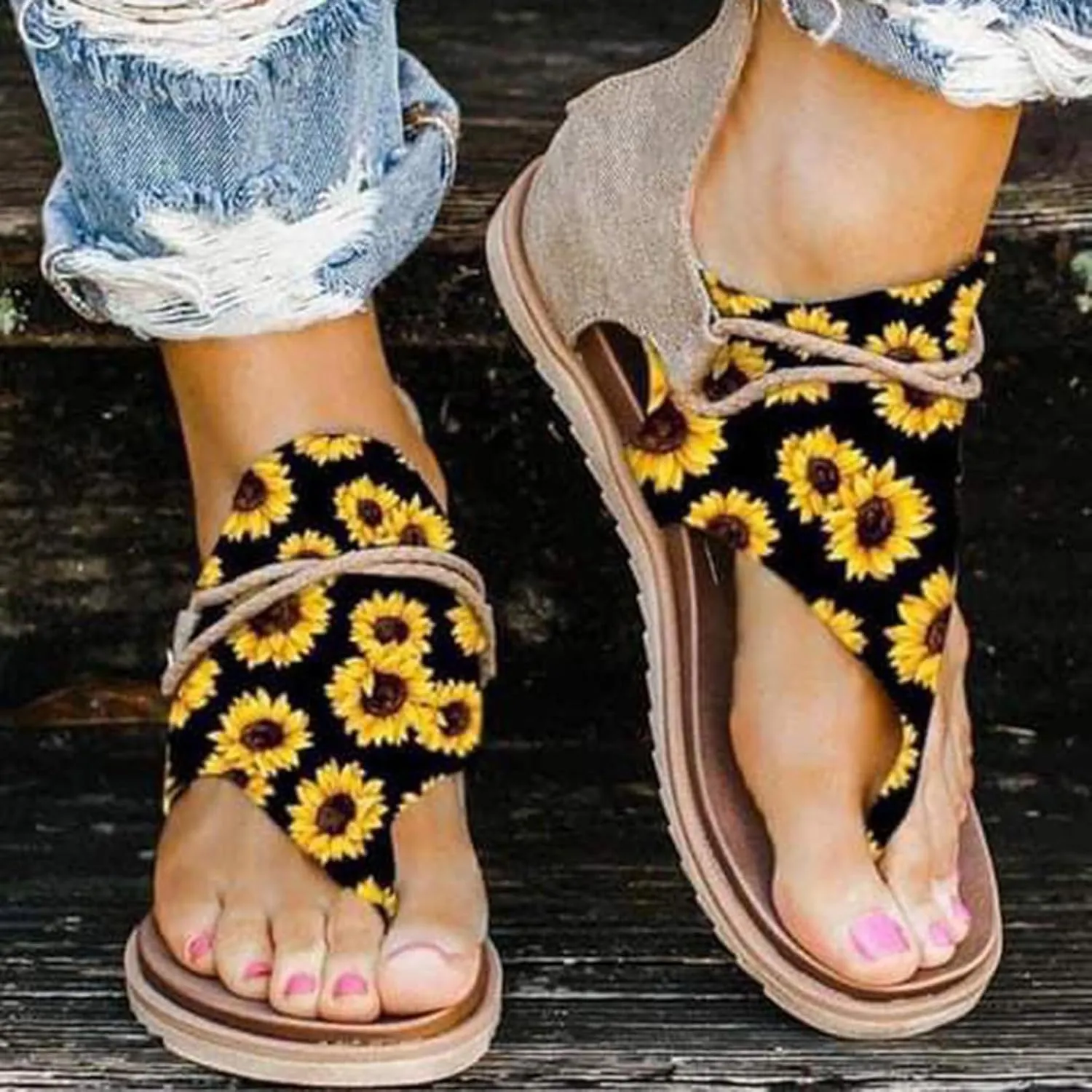 Adjustable Strap Flat Sandals for Women Dressy Shoes with Hook & Loop Strap Rhinestone Decorative Sandals
