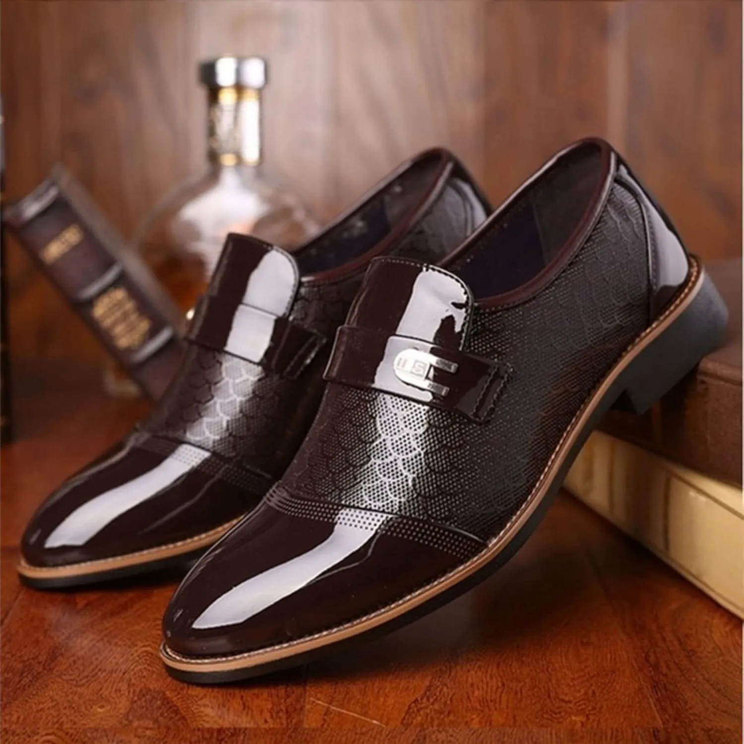 Casual Business Dress Shoes Men Slip on Formal Oxfords Low Heel Patent Leather Shoes Comfortable Business Shoe Men Arch Support Walking Shoe Pattern Leather Oxfords Daily Work Wear