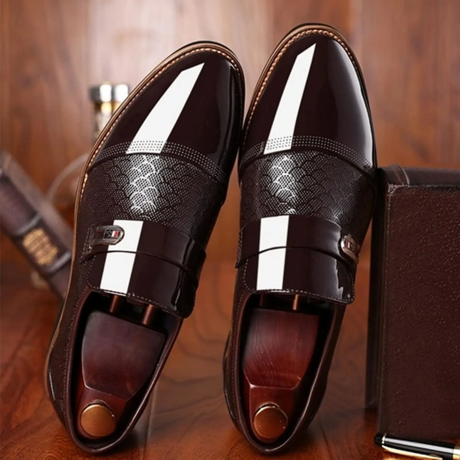 Casual Business Dress Shoes Men Slip on Formal Oxfords Low Heel Patent Leather Shoes Comfortable Business Shoe Men Arch Support Walking Shoe Pattern Leather Oxfords Daily Work Wear