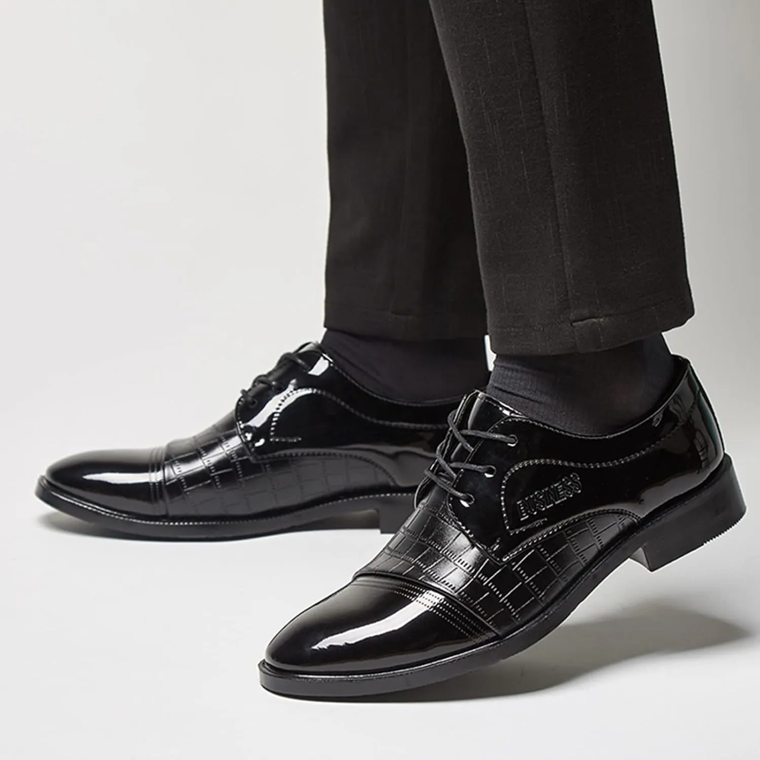 Comfortable Leather Pattern Shoes Low Heel Business Shoes for Men Arch Support Formal Dress Shoe for Men Dating Weding Working Casual Suit Shoe Waterproof Durable Leather Footwear