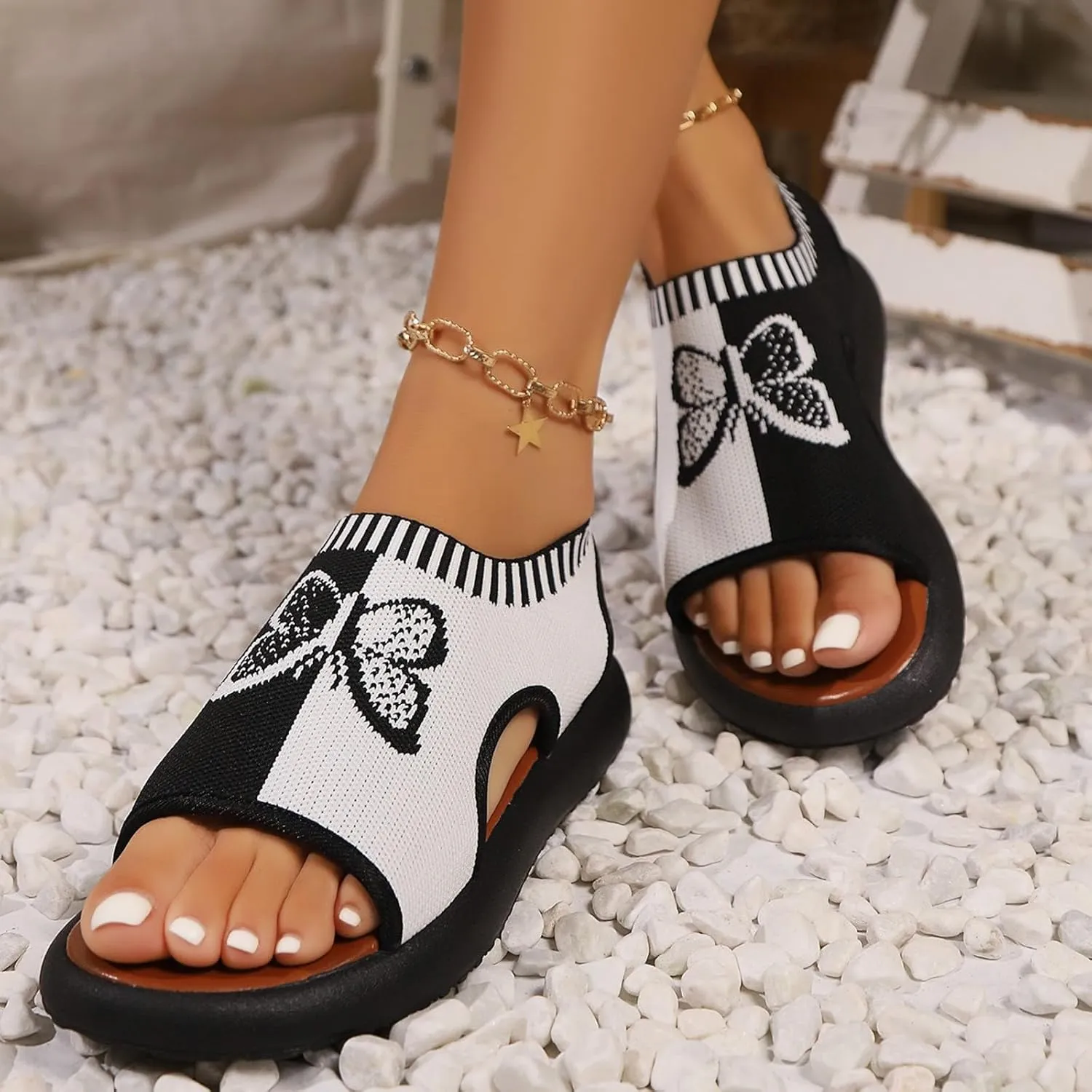 Flat Sandals for Women Dressy Slip-on Open Toe Mesh Ankle Strappy Sandals Vacation Non Slip on Summer Shoes Ladies Boho Sandals 2024 Fashion