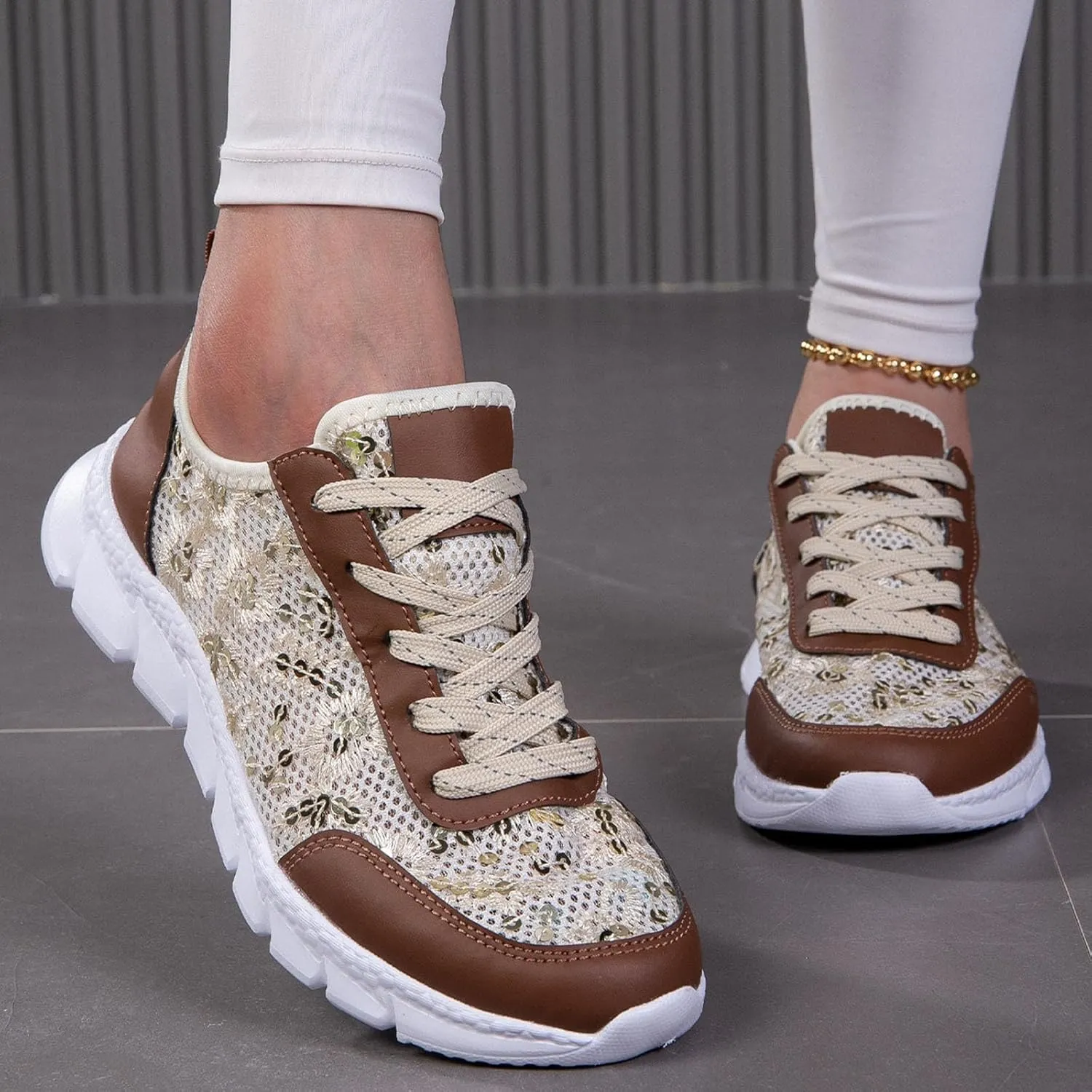 Flying Weaving Sneakers Women New Korean Fashion Round Head Lace Up Casual Shoes Thick Bottom Running Shoes Womens Shoes Water
