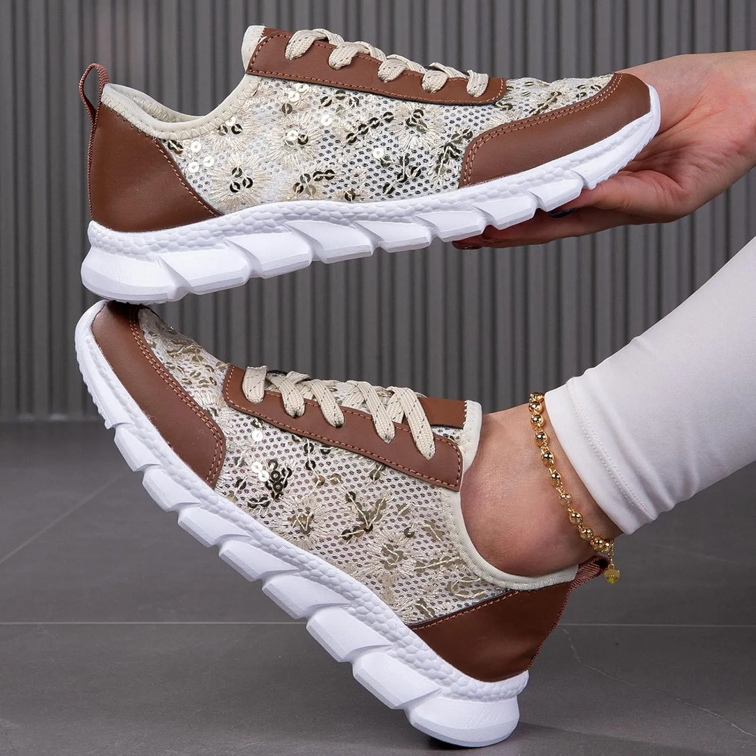 Flying Weaving Sneakers Women New Korean Fashion Round Head Lace Up Casual Shoes Thick Bottom Running Shoes Womens Shoes Water