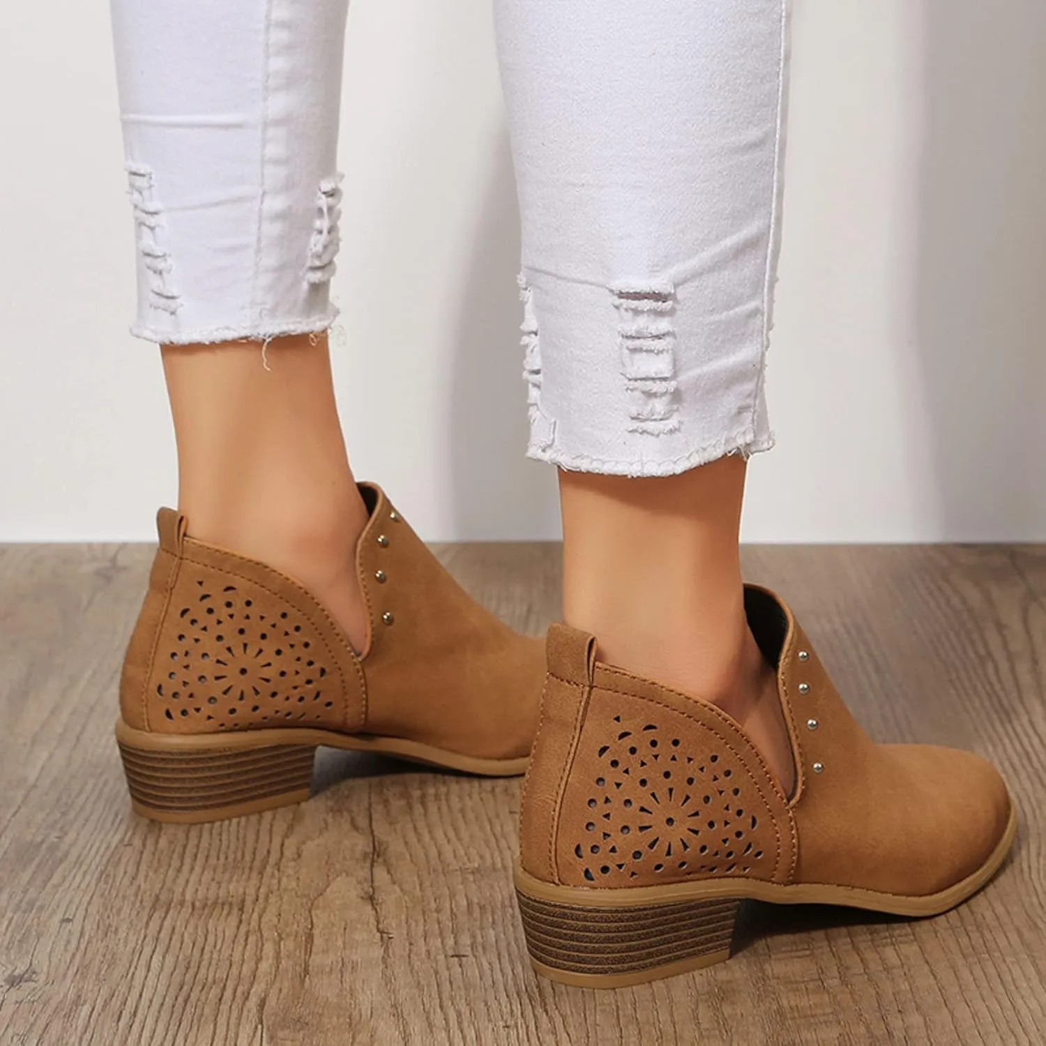 Gibobby Booties for Women Low Heel,Retro V Cutout Short Warm Boots Closed Toe Low Heel Combat Western Shoes