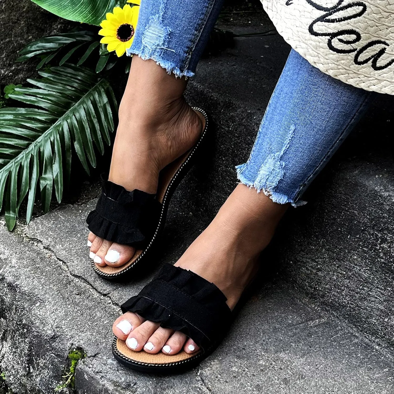 Lady Women's Ruffle Flat Sandals Summer Beach Slippers Open Toe Non-slip Slippers Casual Sandals