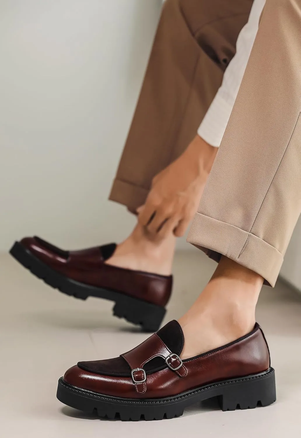 Mens Casual Shoes Slip On Loafers Dress Shoes for Men Fashion Prom Wedding Suede Monk Strap Loafers Comfortable Business Tuxedo Moccasins