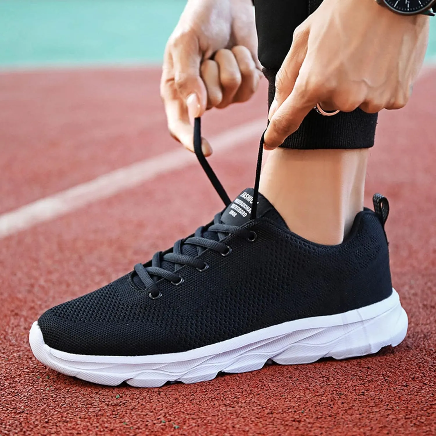Men's Classic Casual Walking Shoes Breathable and Light Outdoor Comfy Walking Shoe Casual Elderly Lace Up Shoes