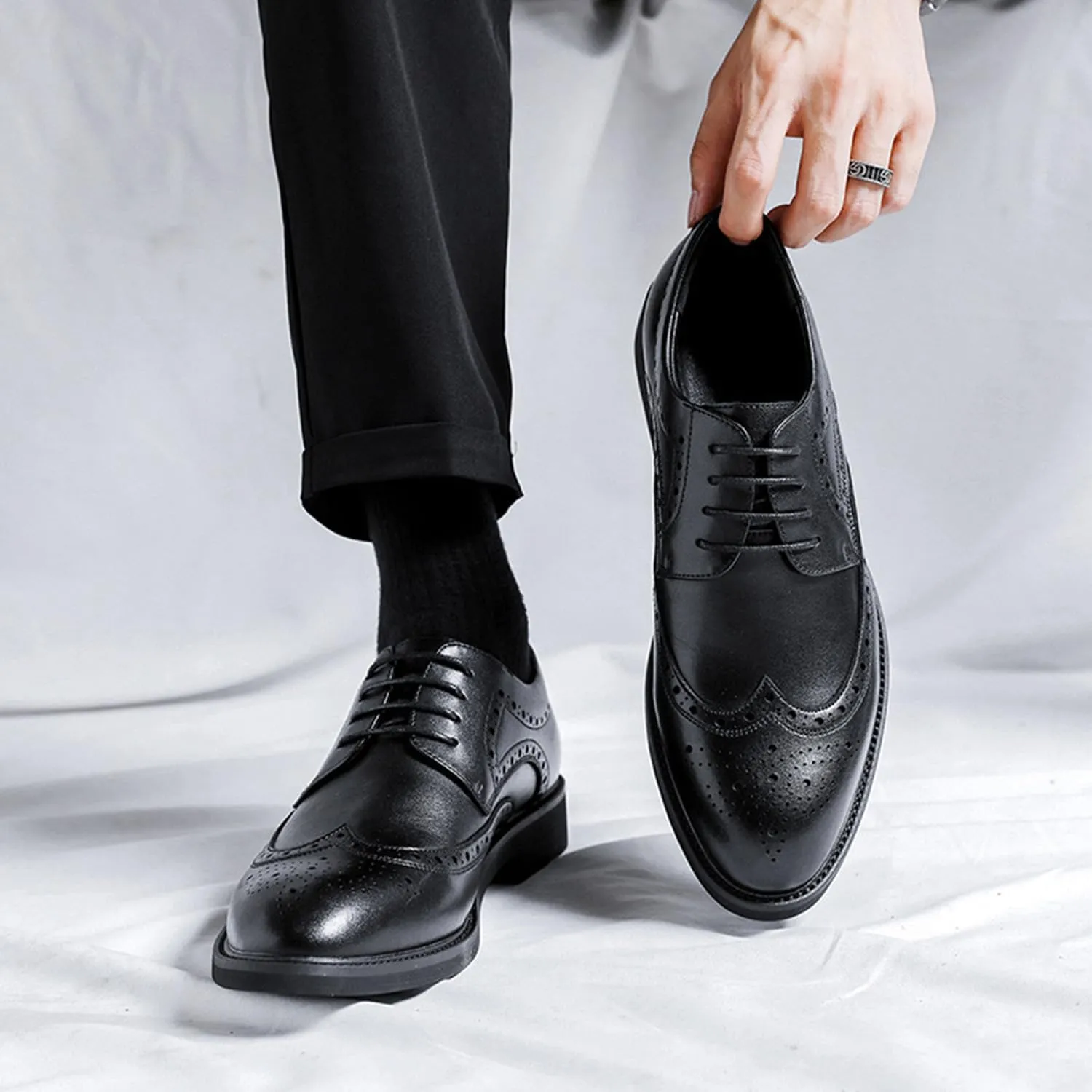 Men's Dress Shoes Formal Business Brogue Derbys Classic Lace Up Comfortable Wingtip Oxford Shoes