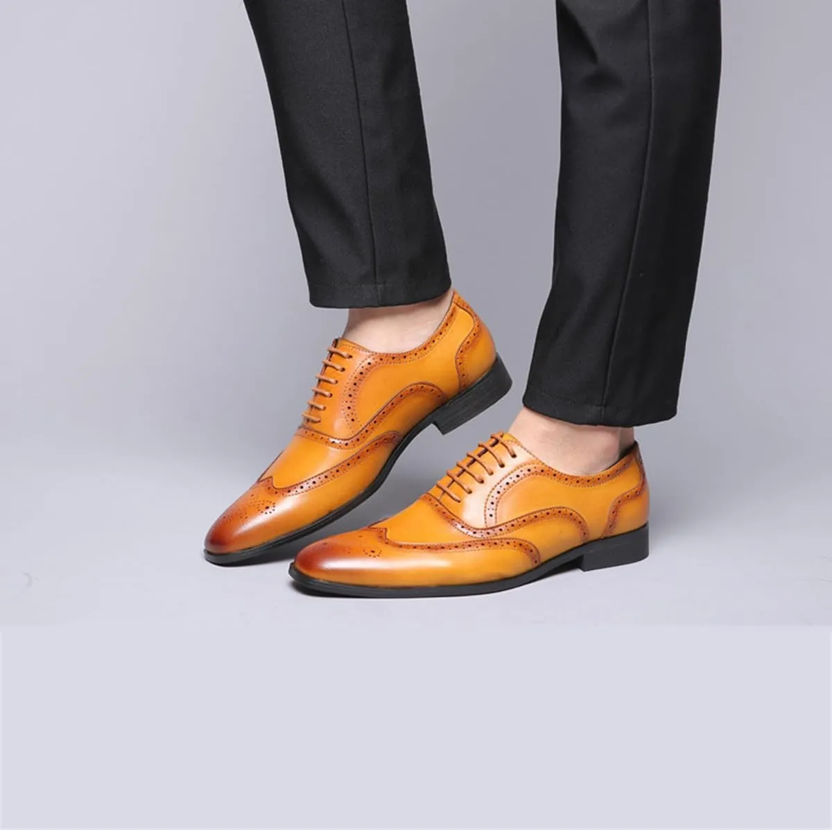 Men's Flat Dress Oxfords Formal Business Brogue Shoes Tuxedo Suit Lace Up Shoes for Men