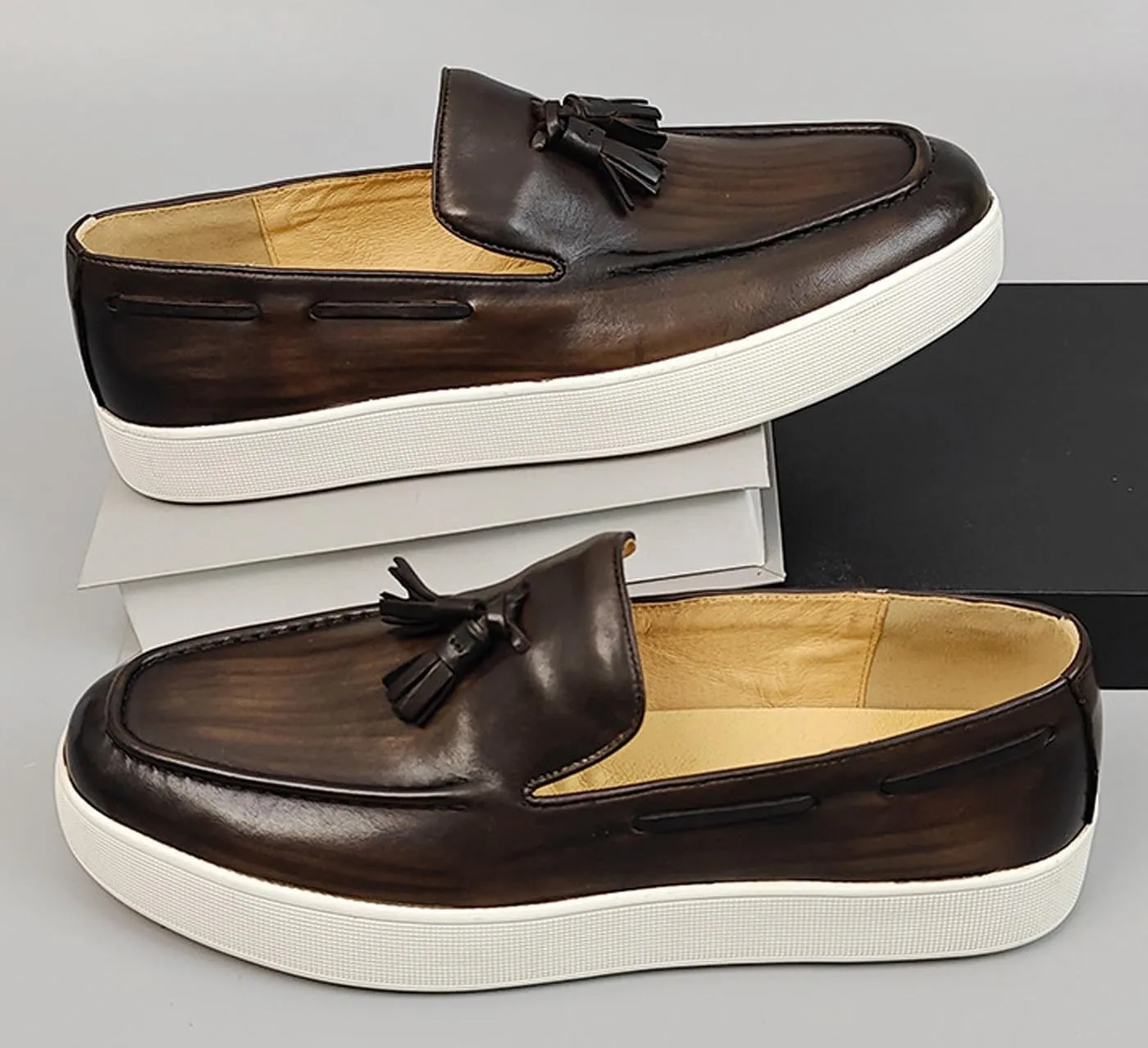 Santimon Men’s Leather Penny Loafers with Tassels – Stylish Slip-On Dress Casual Shoes, Classic & Comfortable for Business, Weddings, and Casual Wear