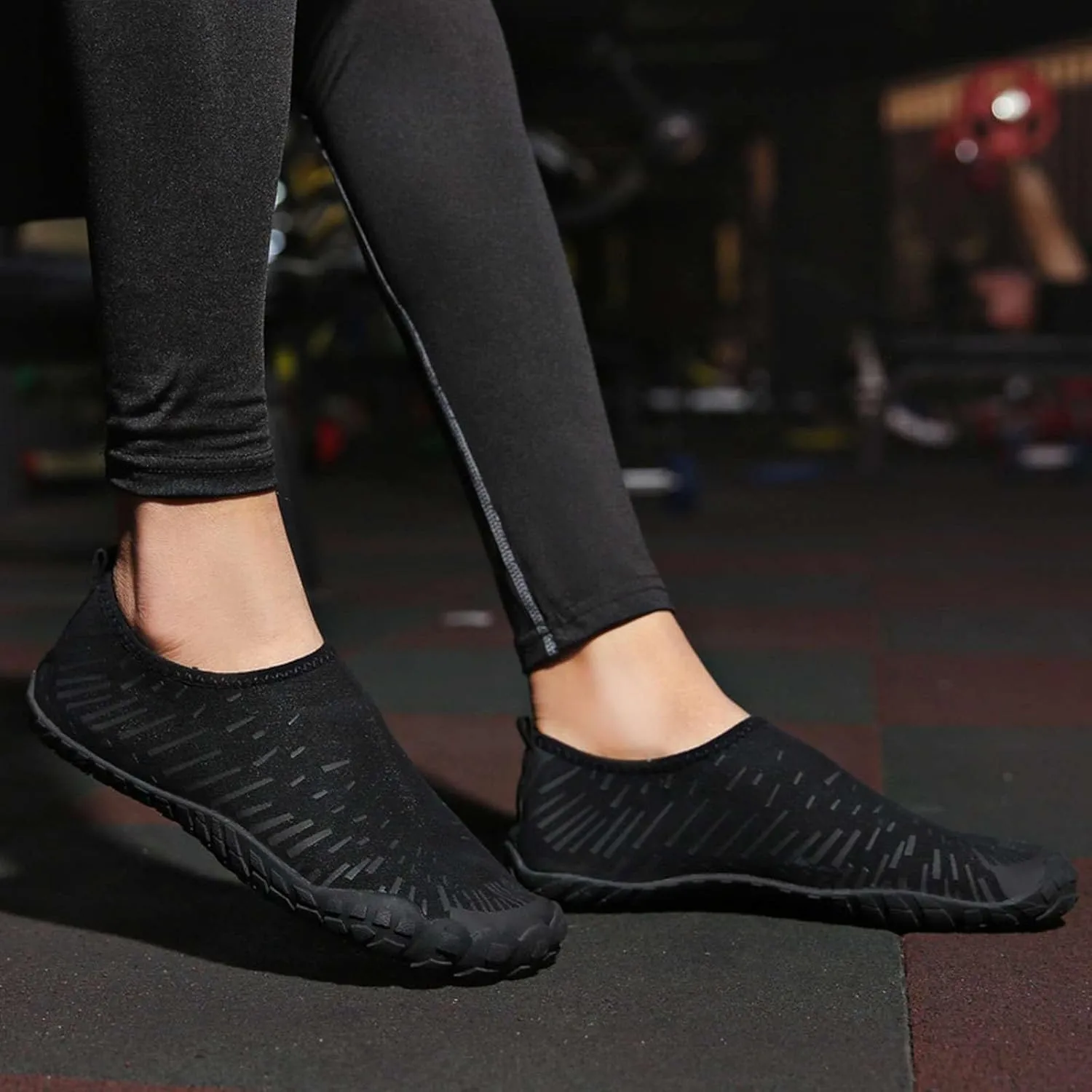 Water Shoes Mens Womens Barefoot Quick Dry Aqua Socks Non Slip Swim Surf Beach Yoga Camping River Pool Sport Shoes Spring Shoe for Women 2025