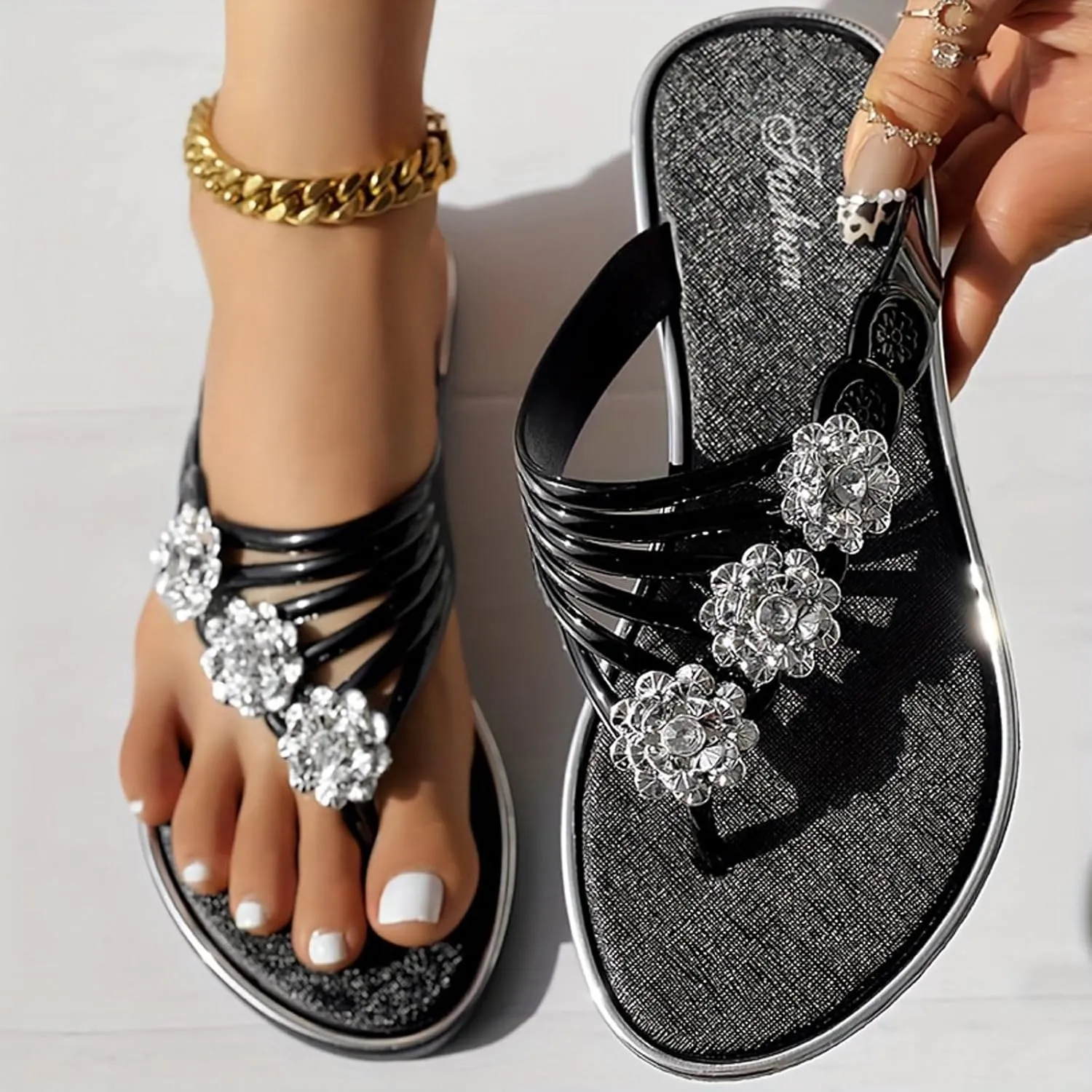 Women Rhinestone Boho Flip Flops Summer Comfort Beach Slippers Clip Toe Slide Sandal Bohemian Thong Sandals Flats