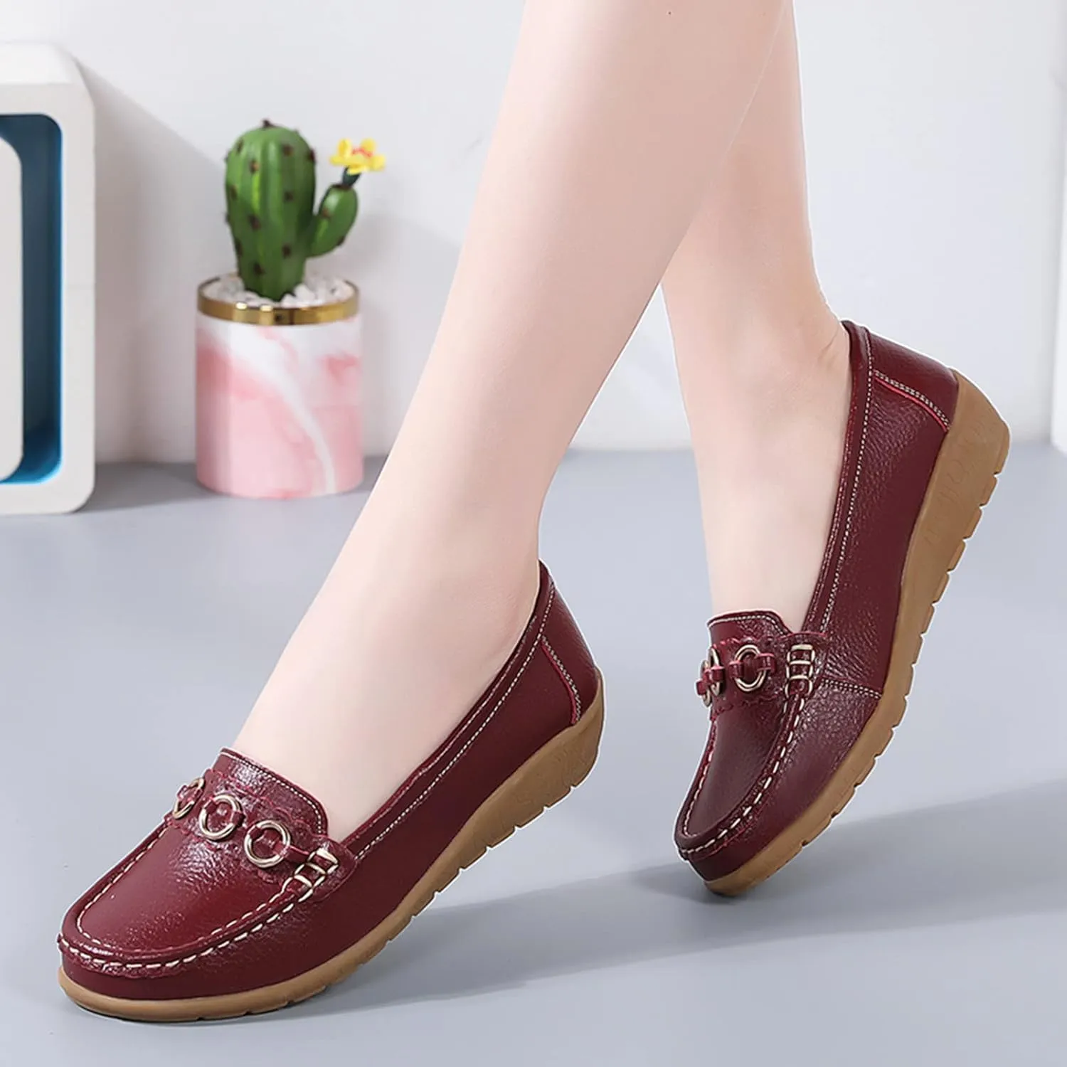 Womens Loafers Comfortable Dressy Leather Penny Loafers Slip On Walking Shoes Soft Driving Loafers Orthopedic Shoes