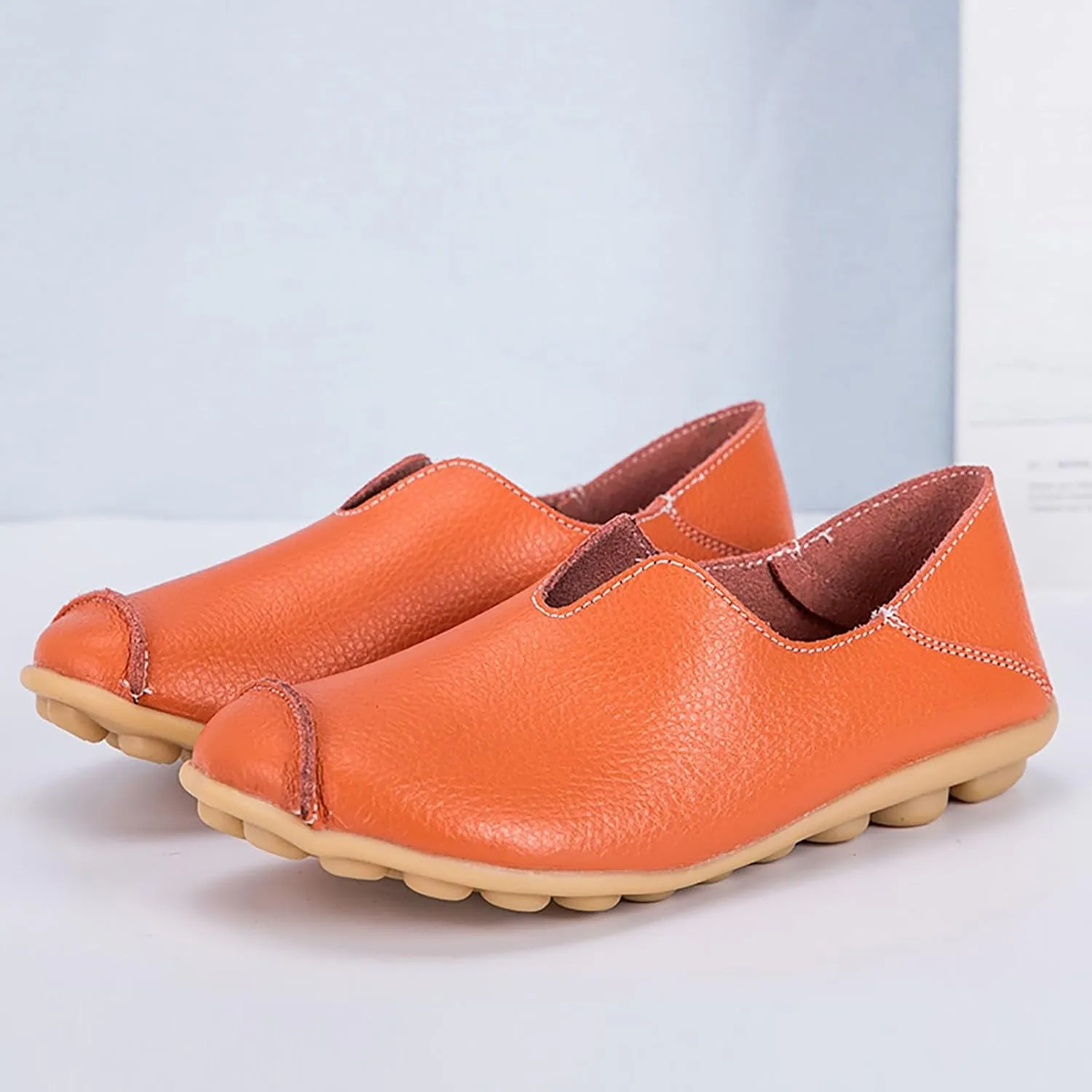 Women's Slip-On Loafers Lug Sole Non Slip Shoes Soft Lightweight Walking Driving Shoes Versatile Leather Shoes